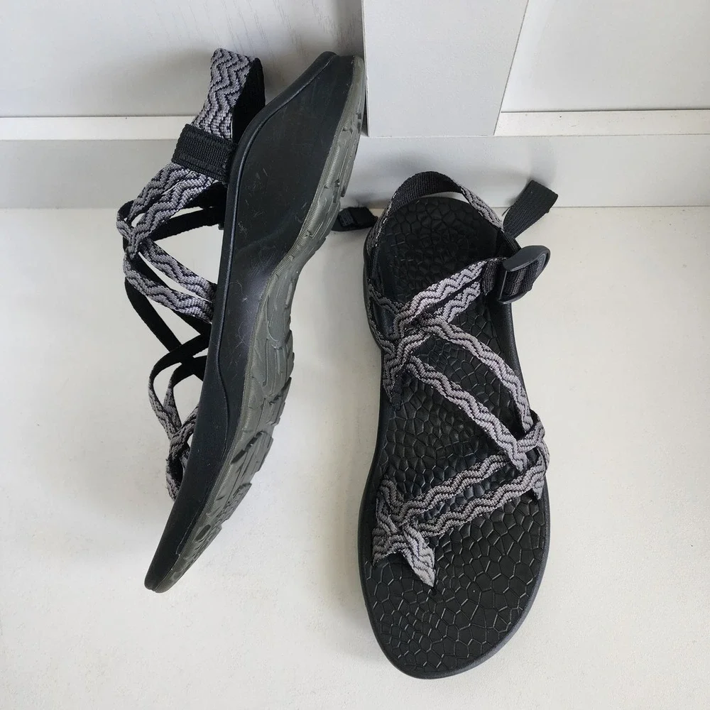 Chaco Z/Cloud 2 Womens Size 10 Black Grey Strappy Toe Loop Hiking Sandals